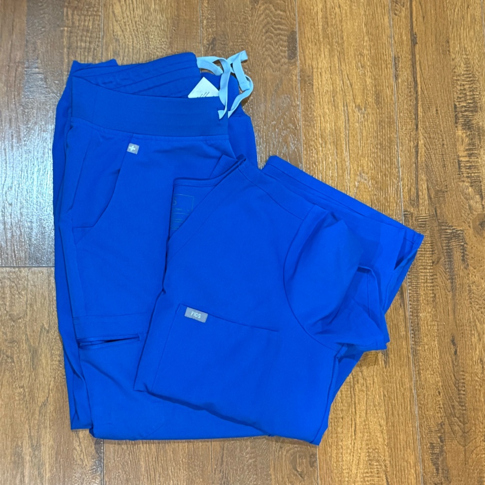 Figs Royal Blue Scrub Set. NWOT. Medium